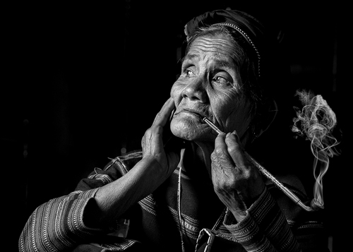 Nhiếp ảnh gia Nguyễn An Di - Portraits Highland smoker 